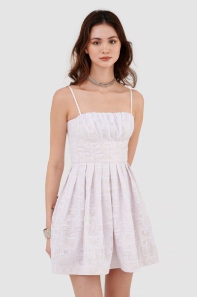 Đầm 2 dây ren cúp ngực tùng xếp ly